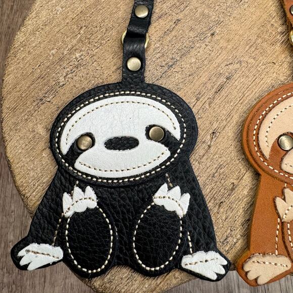 Portland Leather Sloth Tassel Set of 2 Charms FAST SHIP NEW HONEY PEBBLED BLACK - Picture 3 of 5
